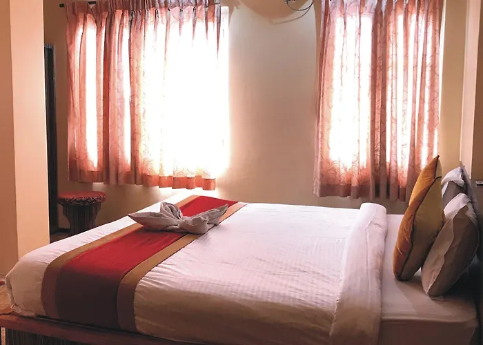 Oyo 789 Shivam Plaza 3*